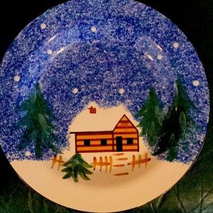 🌲 HOLIDAY MOUNTAIN LODGE Dinner Plate LIVING QUARTERS VNPLC ❄️